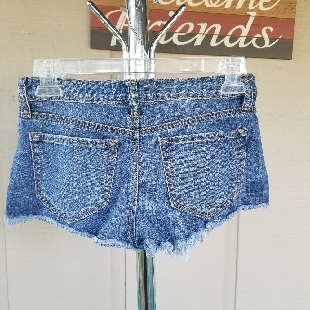 Bullhead Cutoffs - Picture 3 of 3